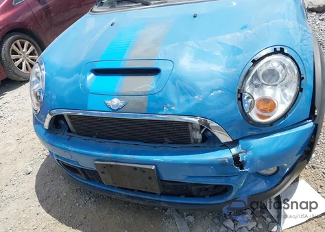 2013 Mini Hardtop Cooper S z USA, uszkodzony, nr VIN WMWSV3C57DT390714